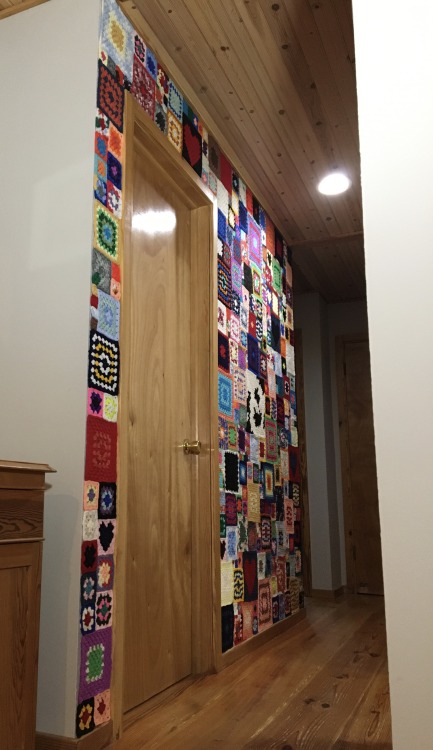 Crochet wall, 2020